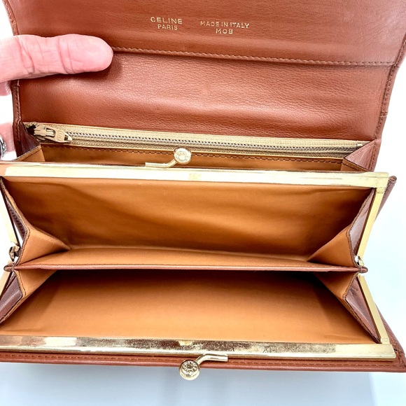 Celine Brown Leather Wallet Crossbody, gold and tan chain with insert included - Picture 4 of 6